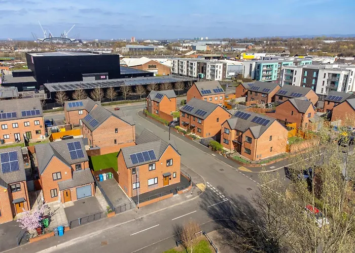 Large Family House With Free Parking - 3 Bedrooms 6 Beds Prázdninový dům