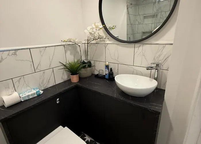 Appartement Lux Private Entrance 1 Bed Lux Private Entrance 1 Bed Studio - Free Parking - Ideal For Coop Live, Mcr City Centre, Salford Royal Hospital & Buile Hill Mansion Wedding Venue *