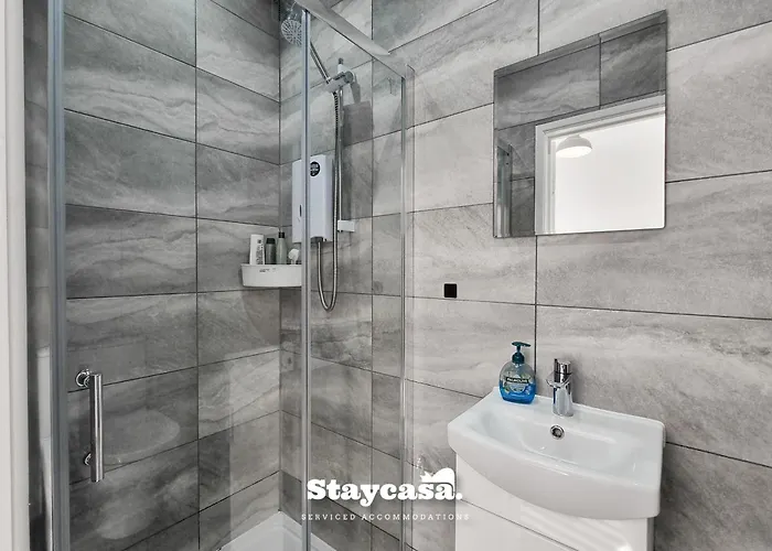 Cowesby Co-living - Private Self-cater 펜션