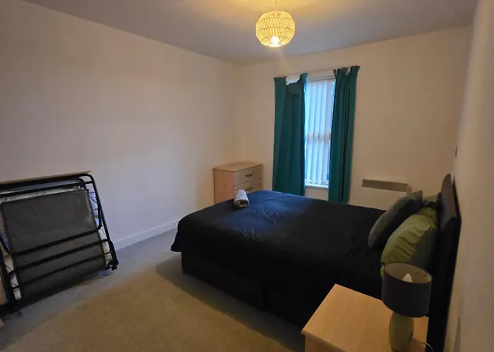 Brilliant 2 Bedroom *