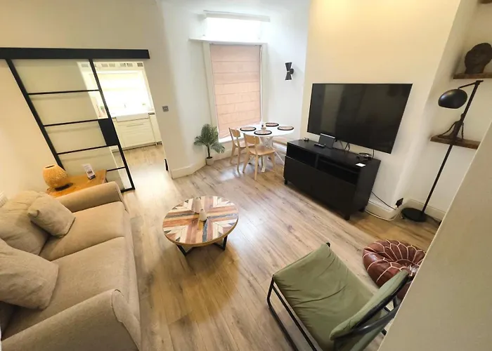 Апартаменты Littleton Co-living - Private Self-cater *