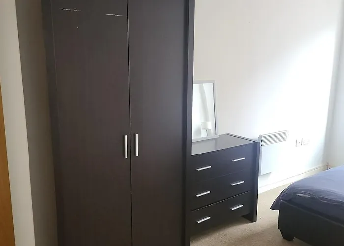 1 Bedroom Centre