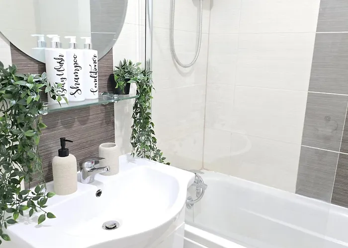 The Hidden Chapter 2 Bedrooms By Bevolve 아파트 맨체스터