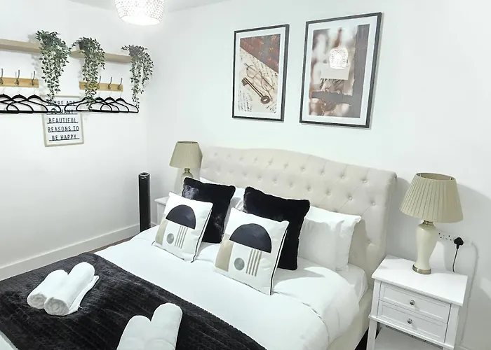 The Hidden Chapter 2 Bedrooms By Bevolve 아파트 맨체스터