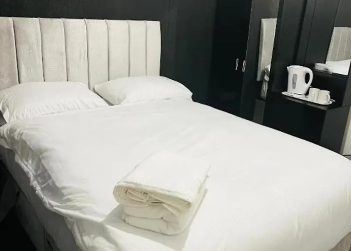 Oyo The Pleasant House Ξενοδοχείο 3*