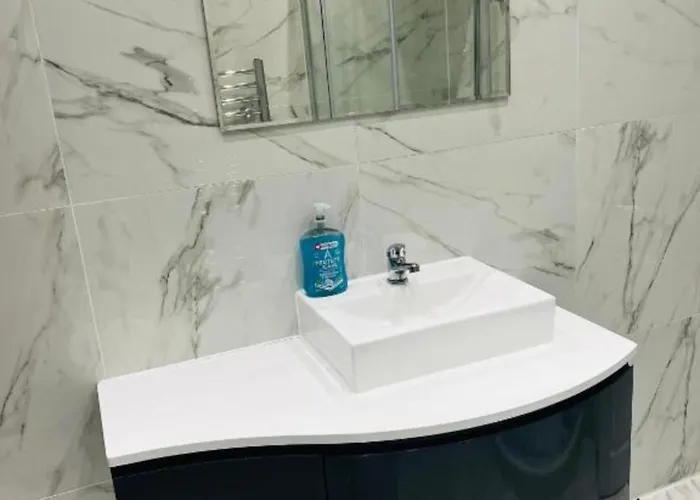 Oyo The Pleasant House Ξενοδοχείο