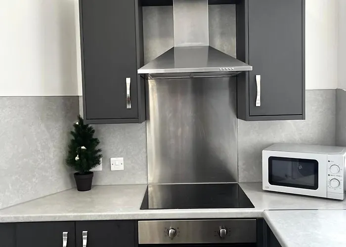 The Failsworth Collection - Stylish With Free Parking Apartament