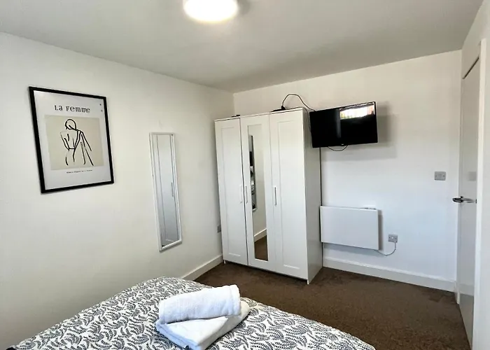 Apartament The Failsworth Collection - Stylish With Free Parking