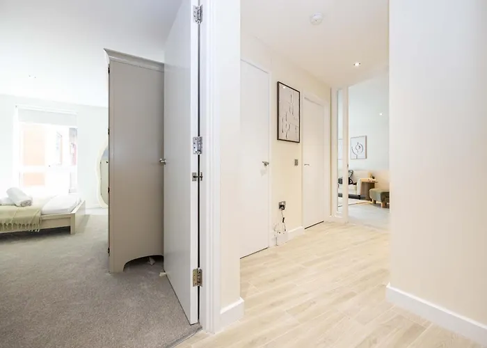 2 Bed Flat By Superhost * 맨체스터