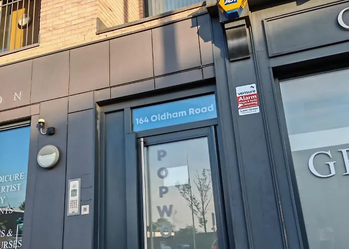 The Cosy Quarters - Popworks Apartament