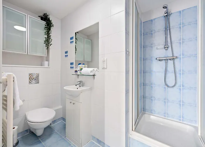 Daire Sleeps 6 Superhost *