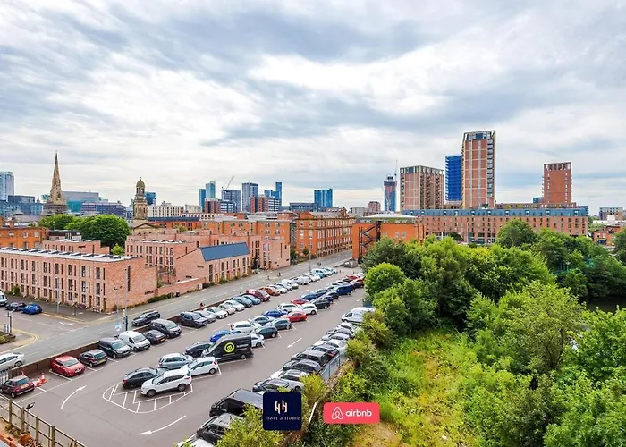 Salford With Free Wifi, Parking & Ideal For Contractors דירה *