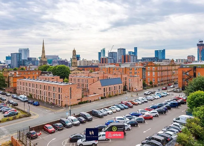 Salford With Free Wifi, Parking & Ideal For Contractors