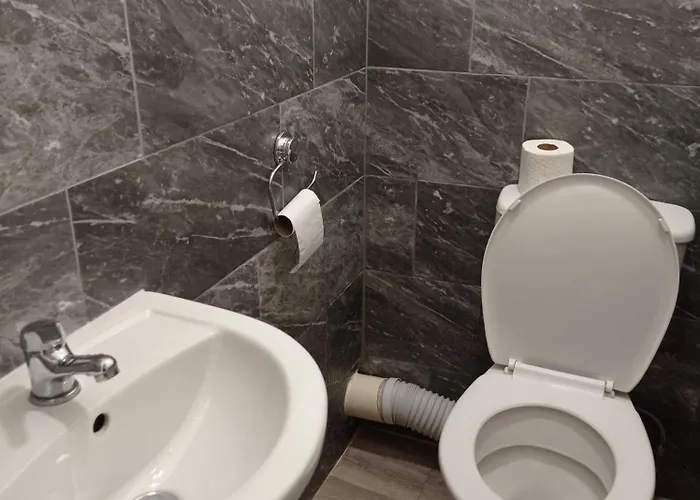 Double-bedroom In The Heart Of Salford Perfect For Short Lt3 Manchester