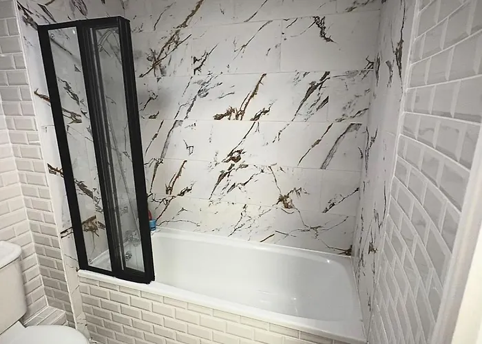 Perfect For Construction Workers And Building Contractors Apartment *