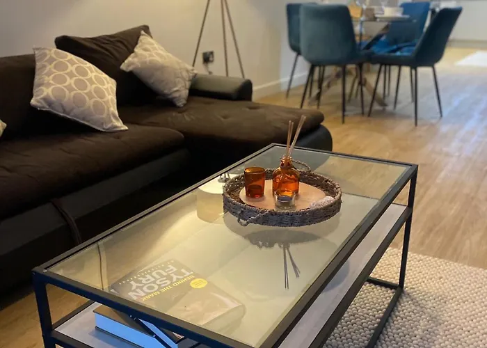 Spacious - Next To Ao Arena & Picadilly Station - Local Attractions - Free Parking *