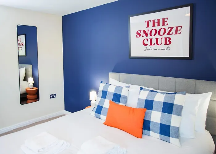 Comfy 3br - Near Deansgate - Perfect For Work, Leisure & Stadium Visits With Parking * Manchester