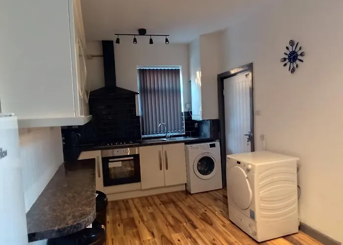 Double-bedroom In The Heart Of Harpurhey A3 Perfect For Short 게스트하우스 맨체스터