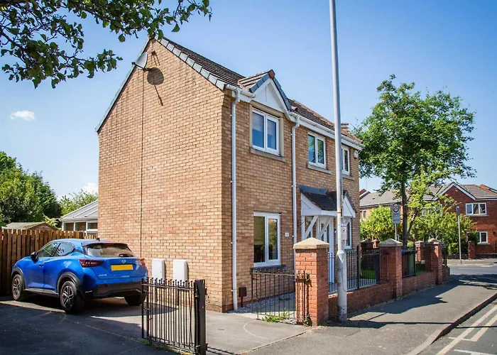 Comfy 3br - Near Deansgate - Perfect For Work, Leisure & Stadium Visits With Parking Tatil Evi Manchester