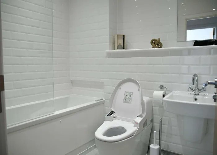 Spacious 1 Bed Near Etihad Manchester