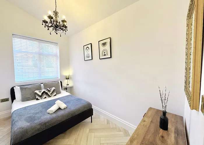 Bright 5 Bedroom House In Didsbury, * 맨체스터