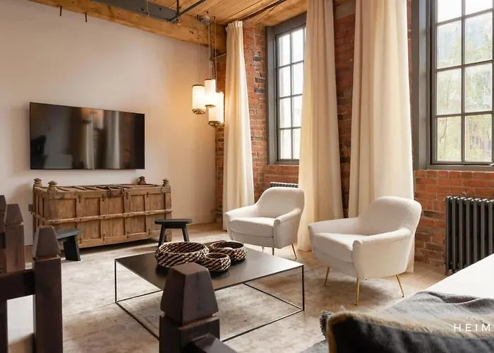 Africana At The Heim 아파트 *