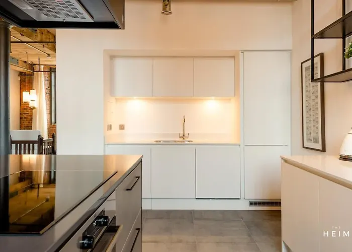 Africana At The Heim 아파트 맨체스터