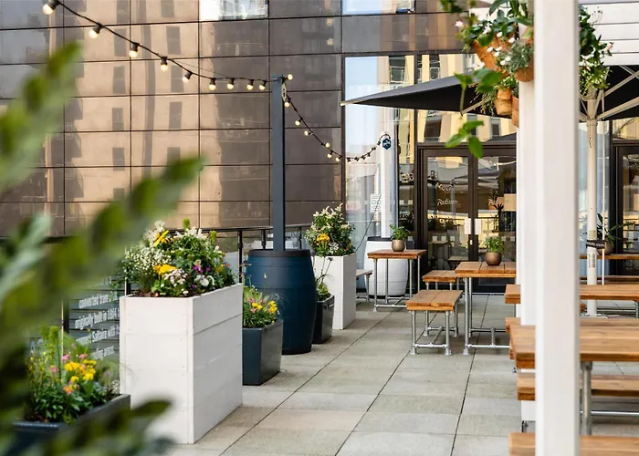 Radisson Centre, A Verified Net Zero 4* Μάντσεστερ