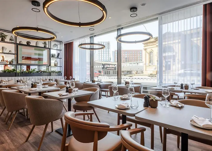 Radisson Centre, A Verified Net Zero Ξενοδοχείο 4*