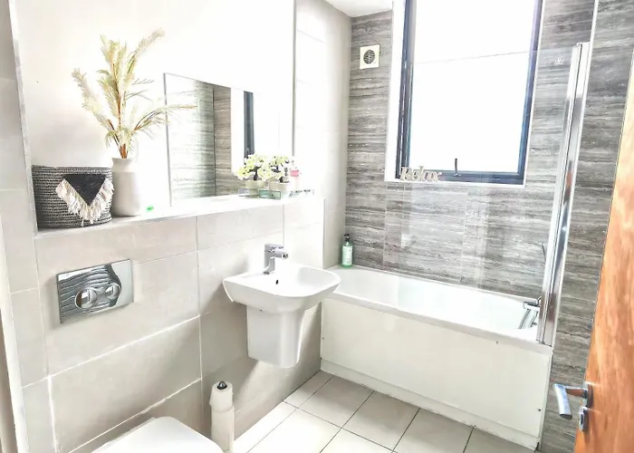 The Cosy Quarters - Popworks Manchester