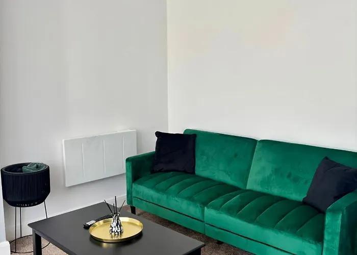 The Failsworth Collection - Stylish With Free Parking Apartament Manchester