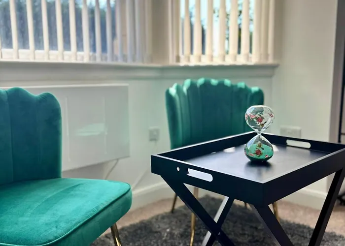 Apartament The Failsworth Collection - Stylish With Free Parking