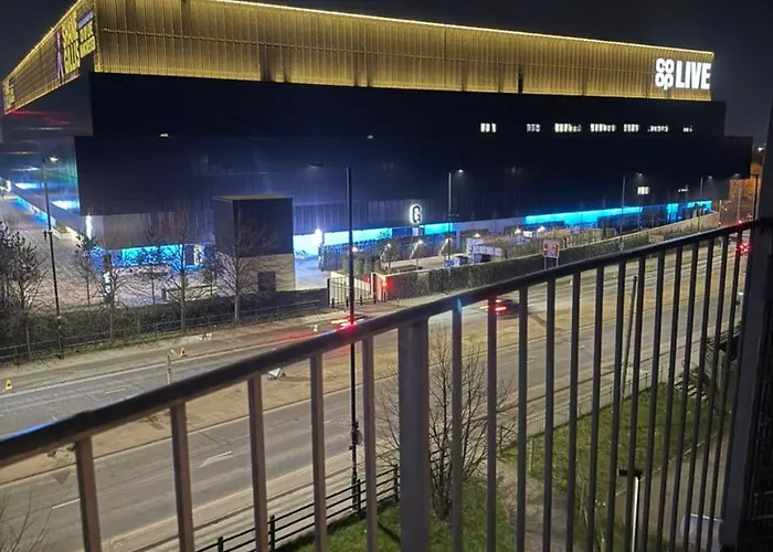 Cozy In A Shared Flat By Etihad And Coop Live Arena Alloggio in famiglia *