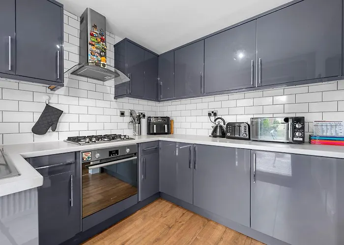 Дом отдыха 3 Bed Stockport By Superhost Манчестер