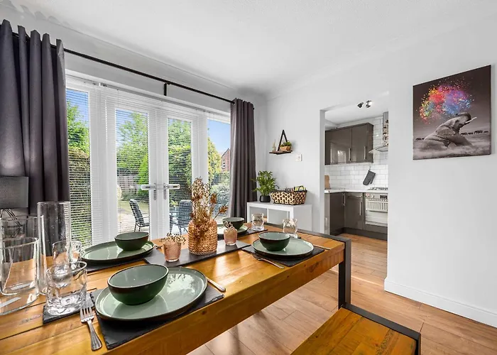 3 Bed Stockport By Superhost