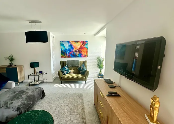 Getaway - 3br Near Etihad & Ao Arena - Sleeps 6 曼彻斯特