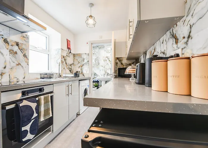 2 Flats Near Coop Arena & Etihad Stadium Apartmán