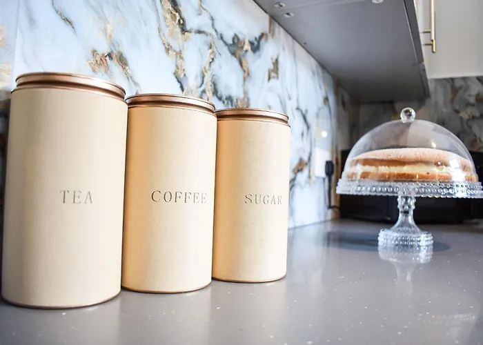 2 Flats Near Coop Arena & Etihad Stadium Apartmán *