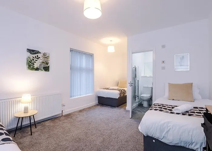 Сasa de vacaciones Bright & Comfy 4-bedroom House 10 Mins To By Rest&recharge Mánchester