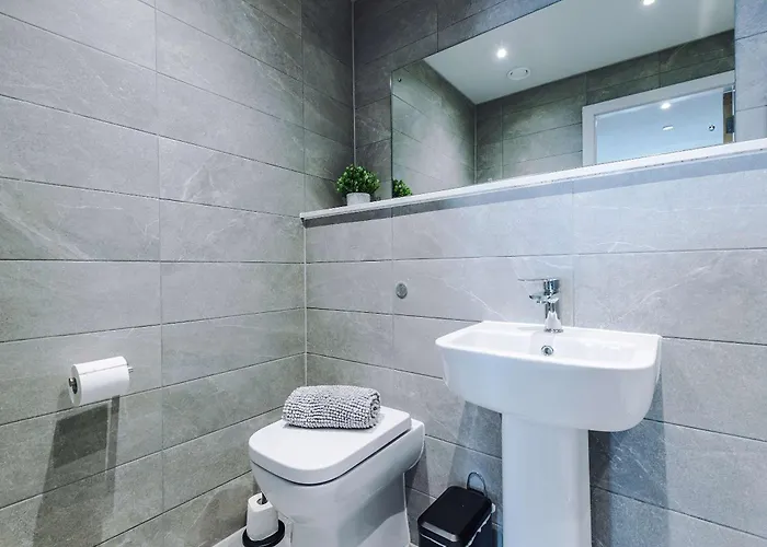 Stunning New 2-bed Flat In Perfect For Couples Apartmán *