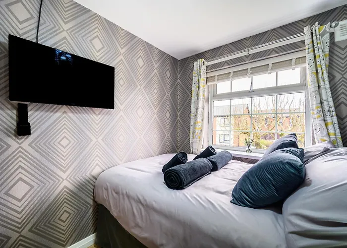 Droylsden Eden - Next To Tram - Free Parking Near Coop- Live & Etihad Stadium 別荘 マンチェスター