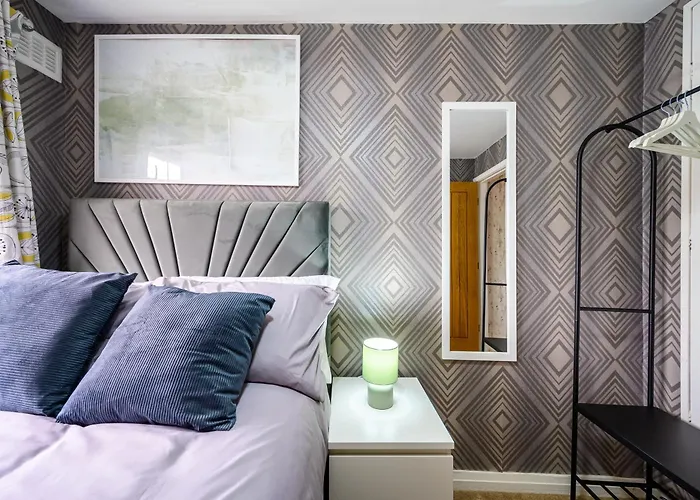 別荘 Droylsden Eden - Next To Tram - Free Parking Near Coop- Live & Etihad Stadium *