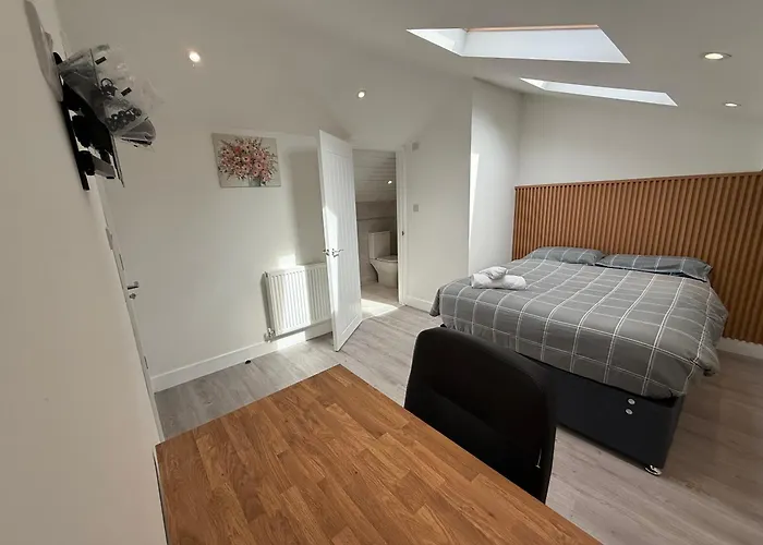 Moorfields Pensión 3*