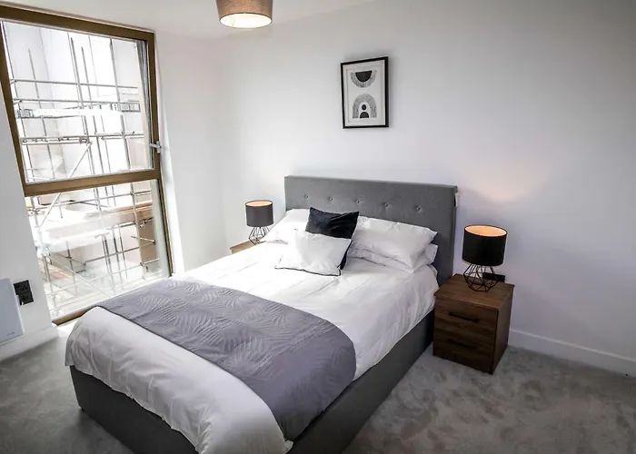 Stunning 2 Bedroom In مانشستر