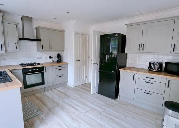 Pass The Keys Stylish House With Balcony Close To Ao Arena * Manchester