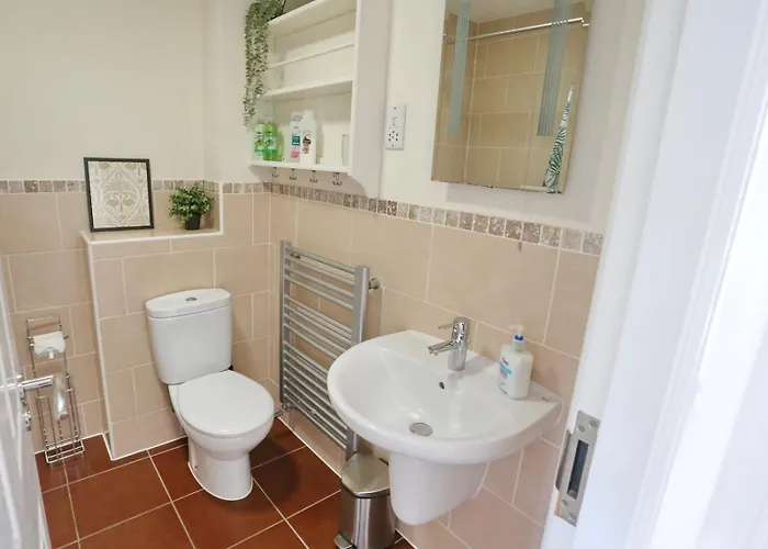 Spacious 3-Bed City Home-Ao Arena, Northern Qtr - Pass The Keys Сasa de vacaciones