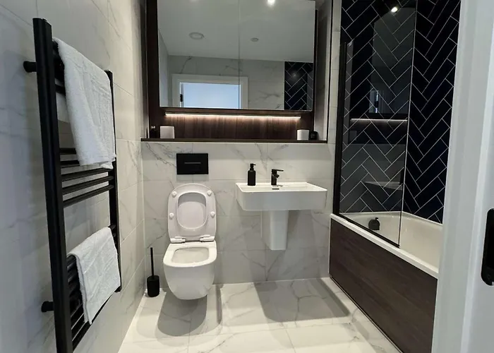 The Banks - Private Luxury 2-bed Flat 아파트 *