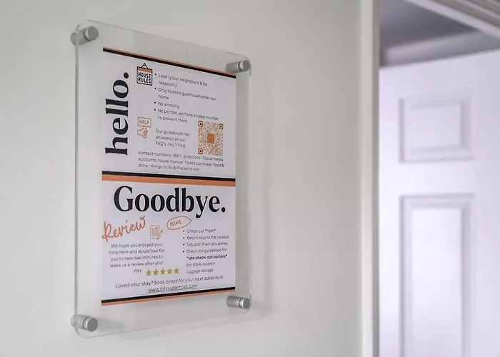 Iconic Canal Street By Superhost Apartment