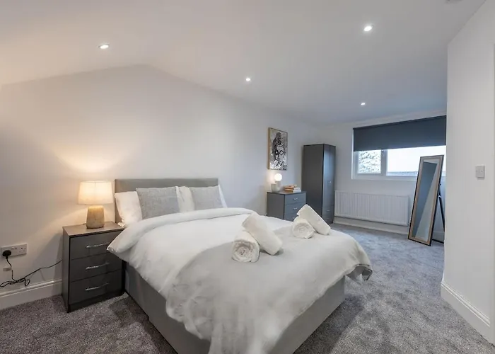 Luxury By Centre Etihad And Coop Live Manchester