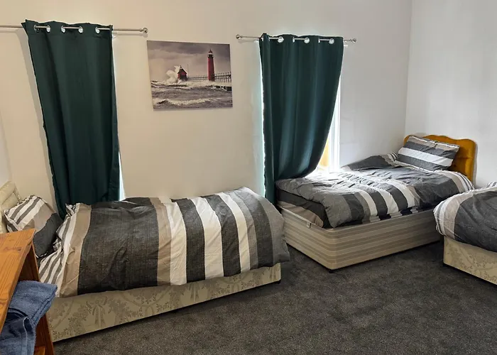 Crumpsall, Lägenhet